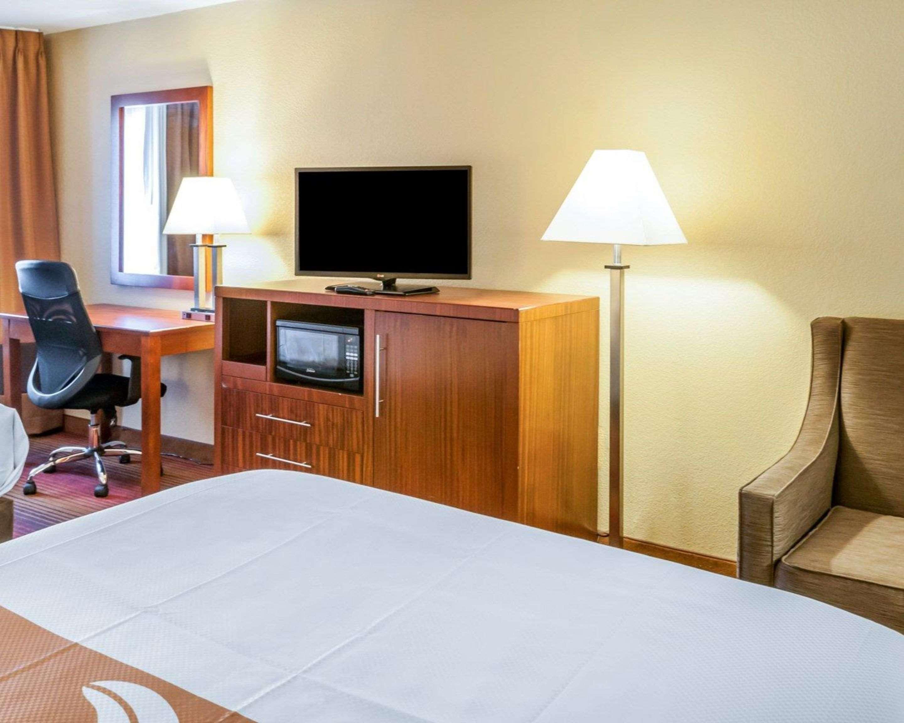Quality Inn & Suites Albuquerque West מראה חיצוני תמונה