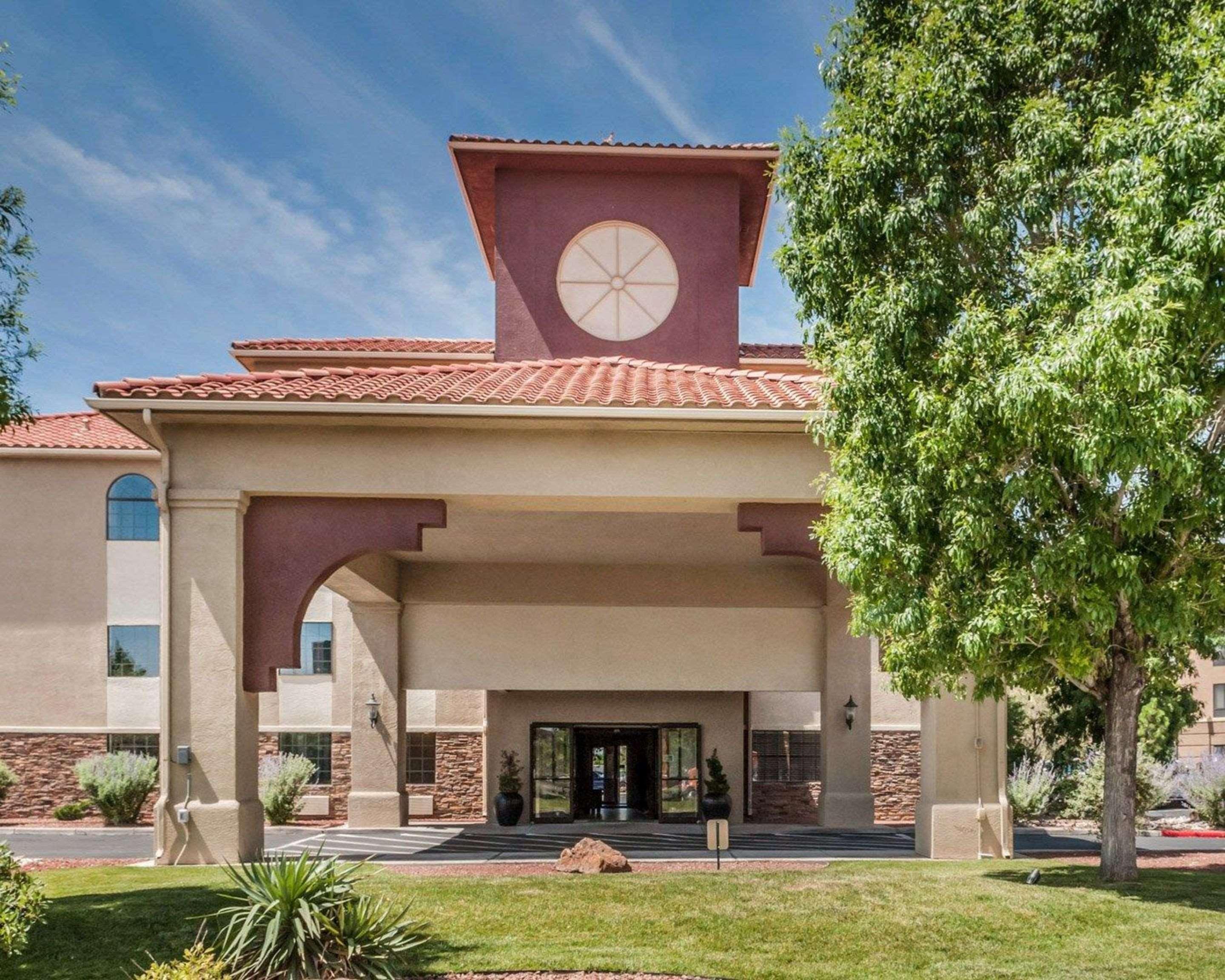 Quality Inn & Suites Albuquerque West מראה חיצוני תמונה