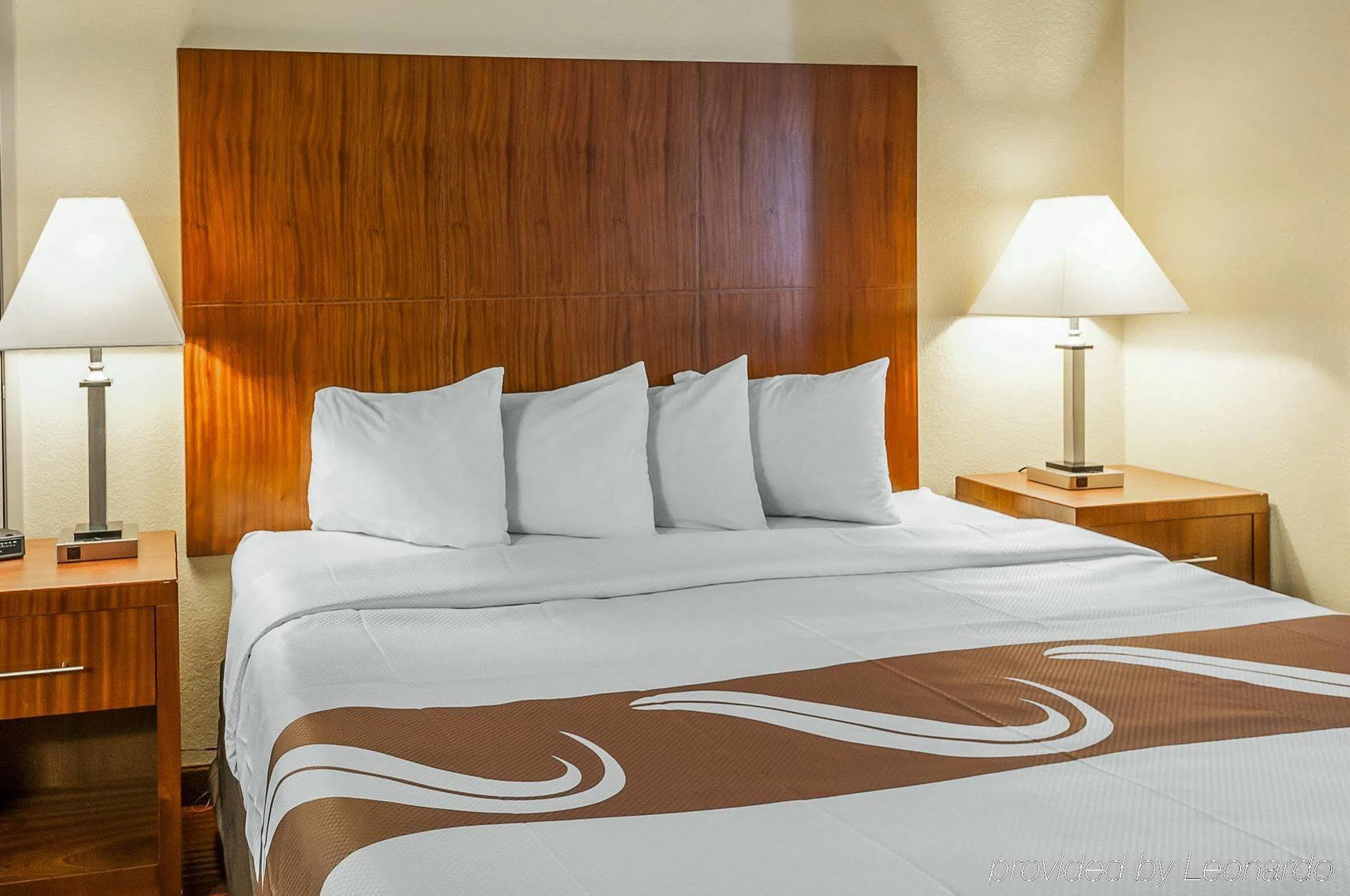 Quality Inn & Suites Albuquerque West מראה חיצוני תמונה
